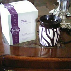 Scentsy  full size warmer